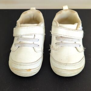 4T Stride Rite 360 white sneakers